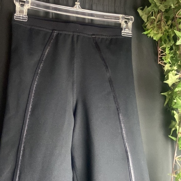 NWT Good American Black Sleek Leggings - Picture 4 of 10